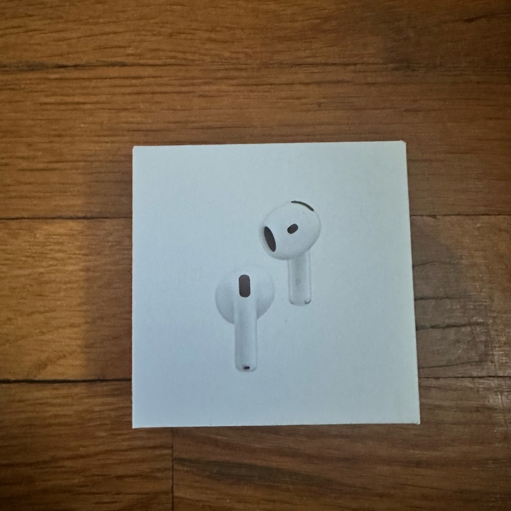 White Wireless Earbuds